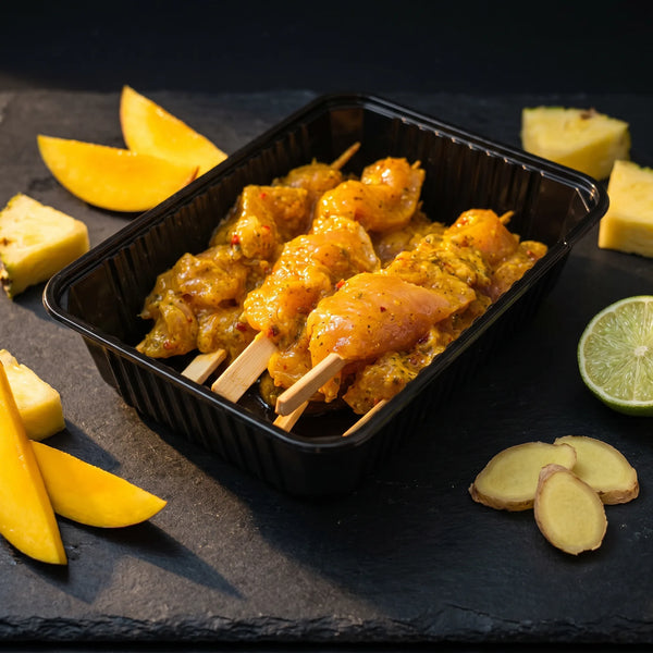 Brochette Mangue Ananas, poulet mariné frais, saveur sucré-salé
